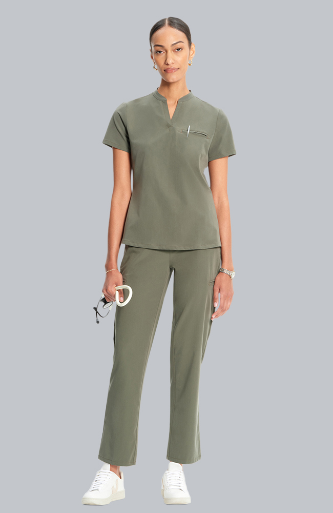 Women's Scrub Set: Taiga Welt Pocket Top & Straight Leg Ankle Pant, OLV Olive, large