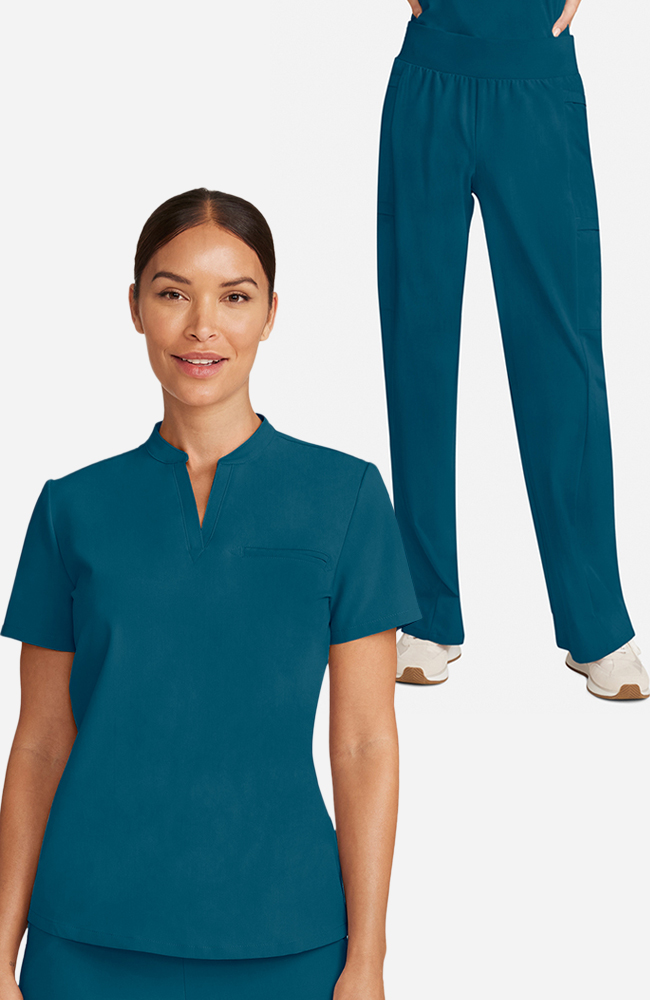 Women's Scrub Set: Taiga Welt Pocket Top & Anemone Straight Leg Pant, CAR Caribbean Blue, large